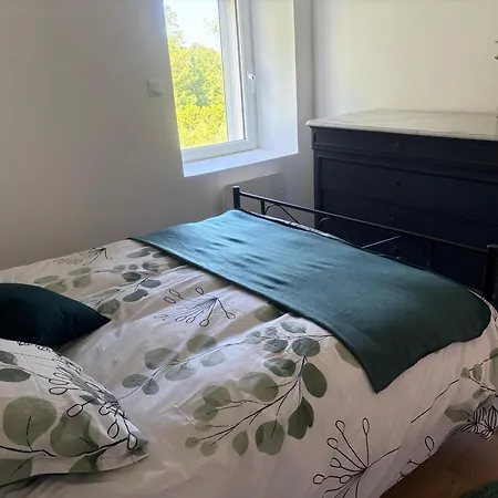 Holiday home Au Bord De L'eau - 8 Pers. - Fr-1-410-495 Cherance